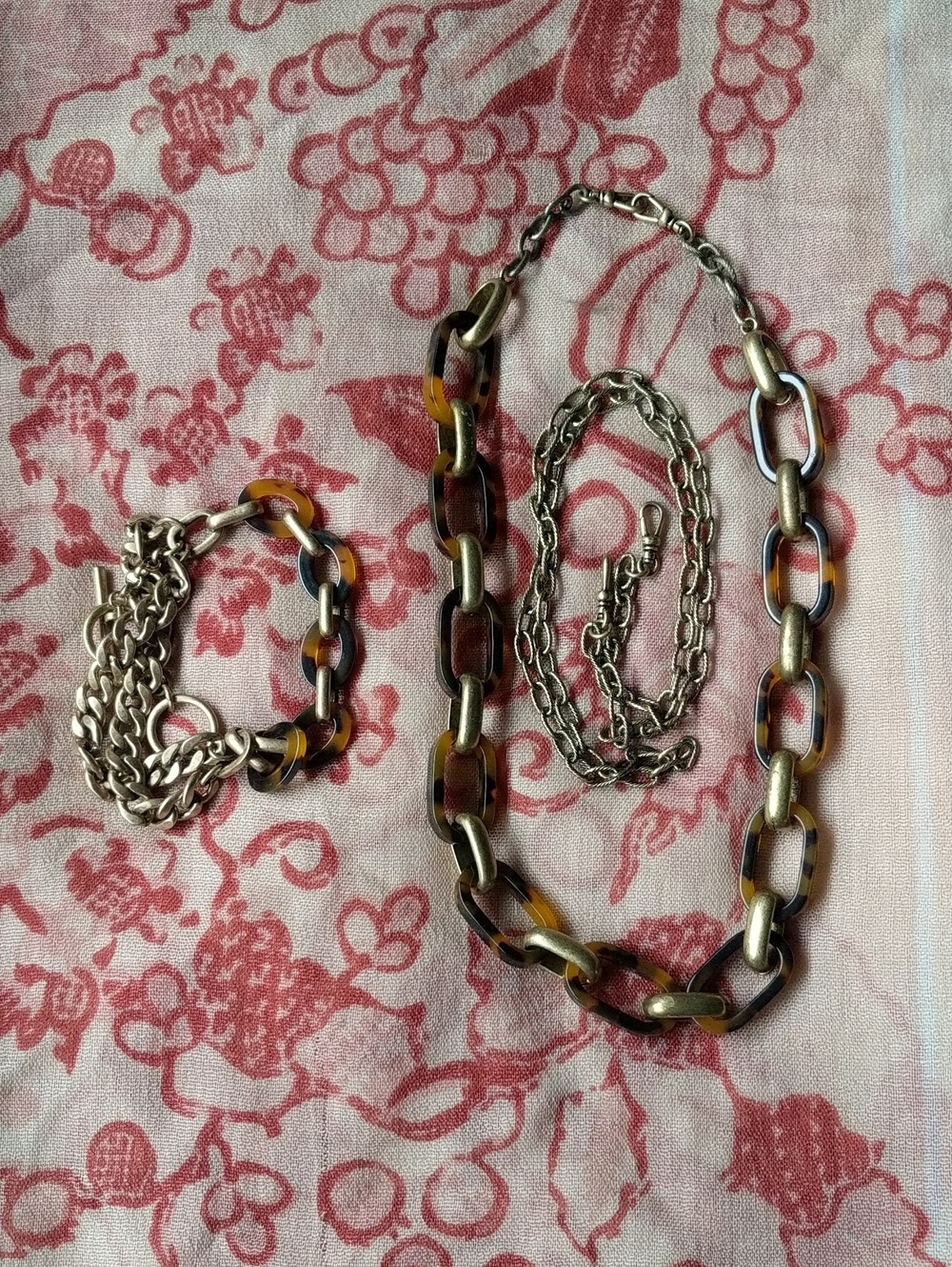 Chloe & Isabel Tortoiseshell bracelet and Necklace Set
